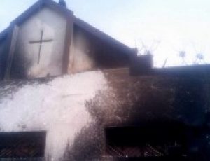 ﻿﻿  Free Apostolic Church set on fire by extremists in Lahore 